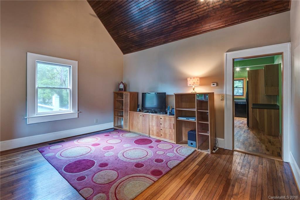 71 Tremont Street Asheville NC 28806
