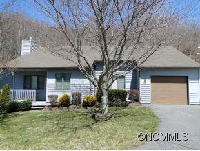 318 Robertson Street Burnsville NC 28714