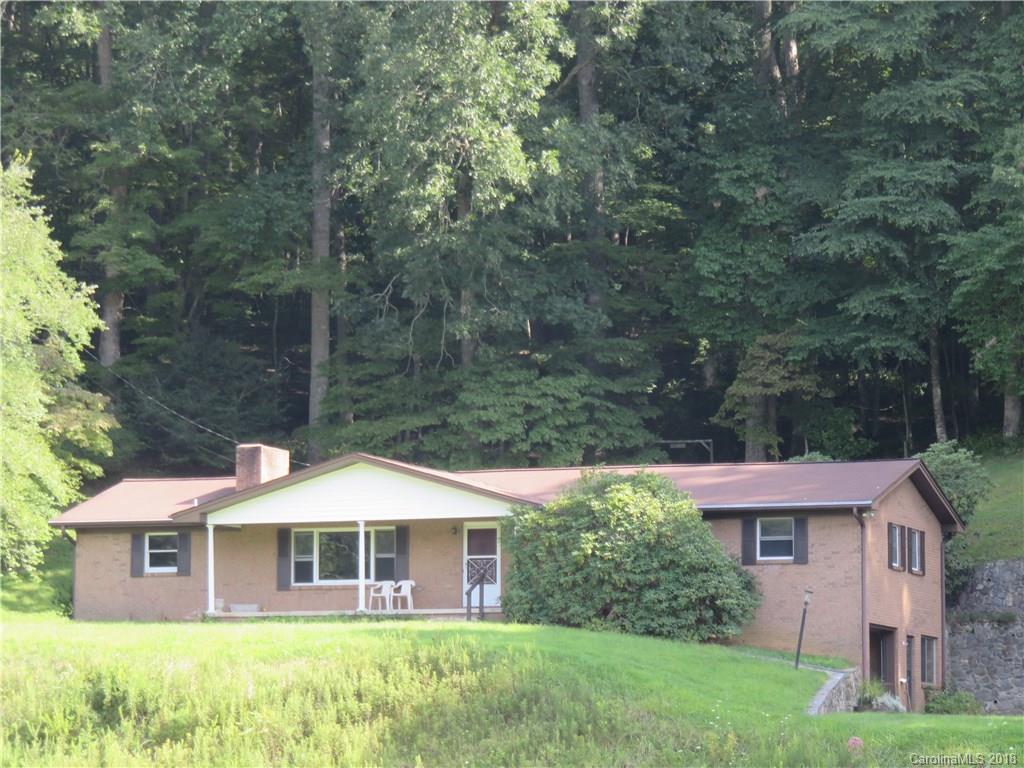 453 Reeves Cove Road Candler NC 28715