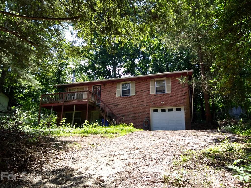 33 Lancelot Lane Asheville NC 28806