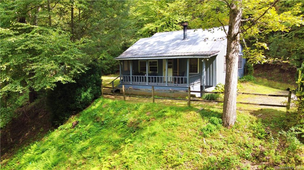 127 Claude Cook Road Sylva NC 28779