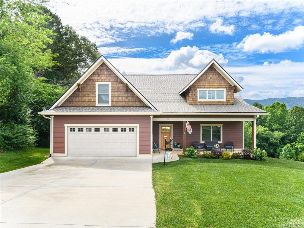 119 Noble Road Fairview NC 28730