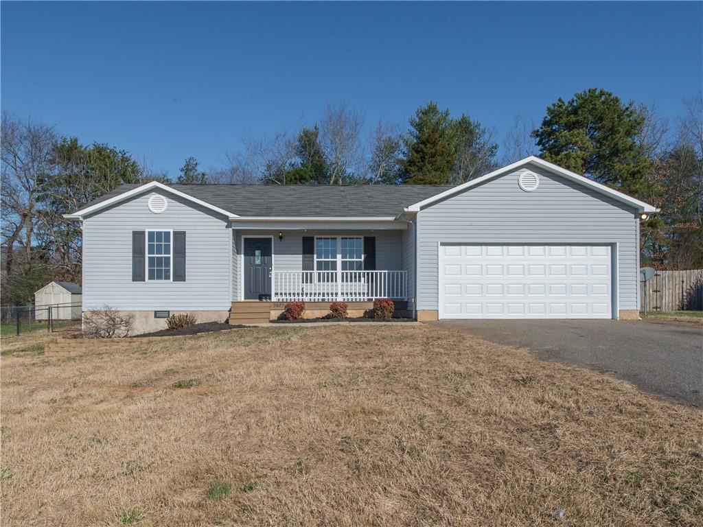2022 Rocketts Way Newton NC 28658