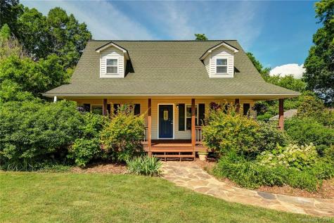 24 Sandhurst Drive Asheville NC 28806