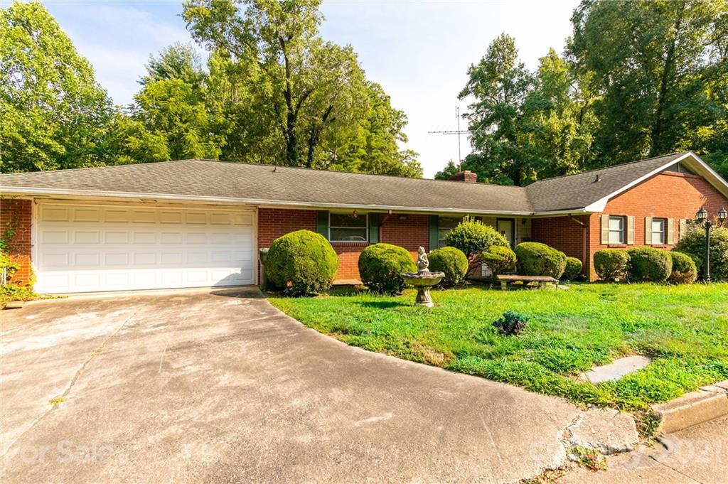 44 Louise Drive SE Concord NC 28025