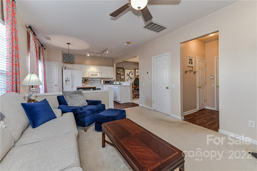 11722 Harsworth Lane Charlotte NC 28277