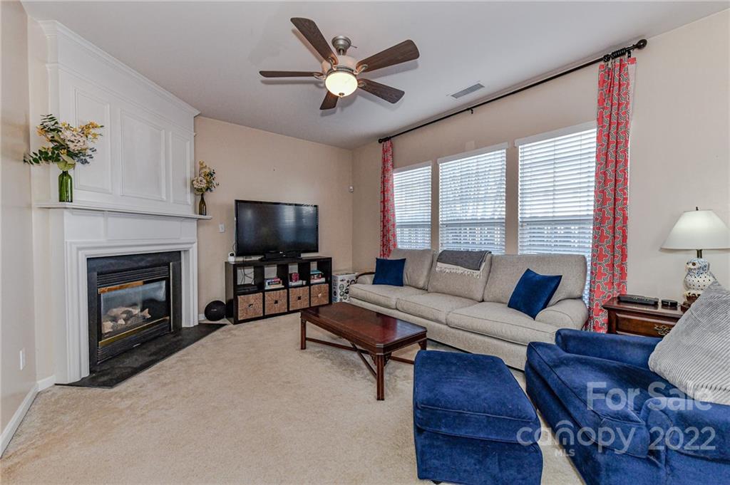 11722 Harsworth Lane Charlotte NC 28277