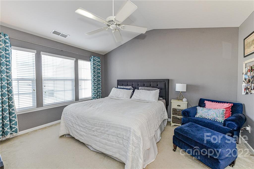 11722 Harsworth Lane Charlotte NC 28277