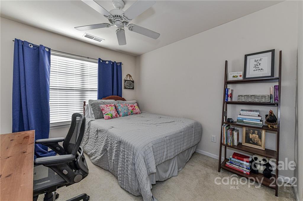 11722 Harsworth Lane Charlotte NC 28277
