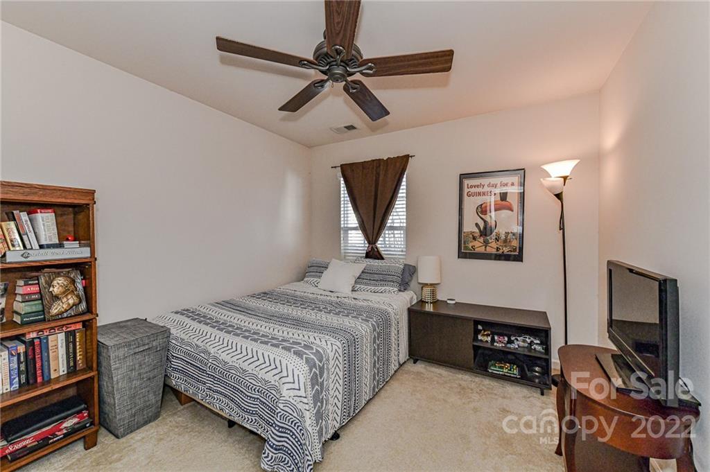 11722 Harsworth Lane Charlotte NC 28277