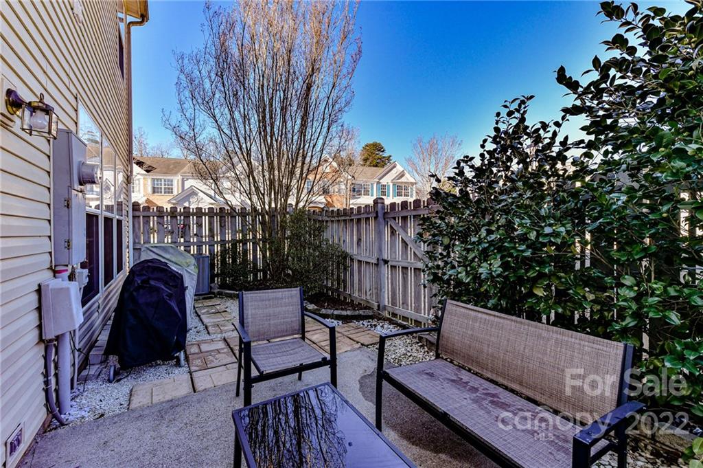 11722 Harsworth Lane Charlotte NC 28277