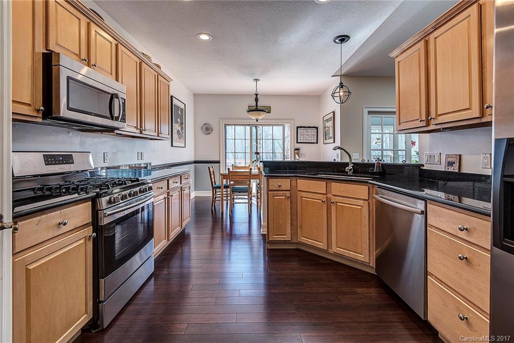 171 Skyview Circle Asheville NC 28804
