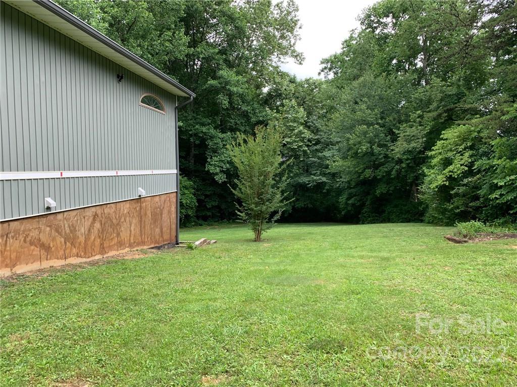 24 Huntington Drive Swannanoa NC 28778