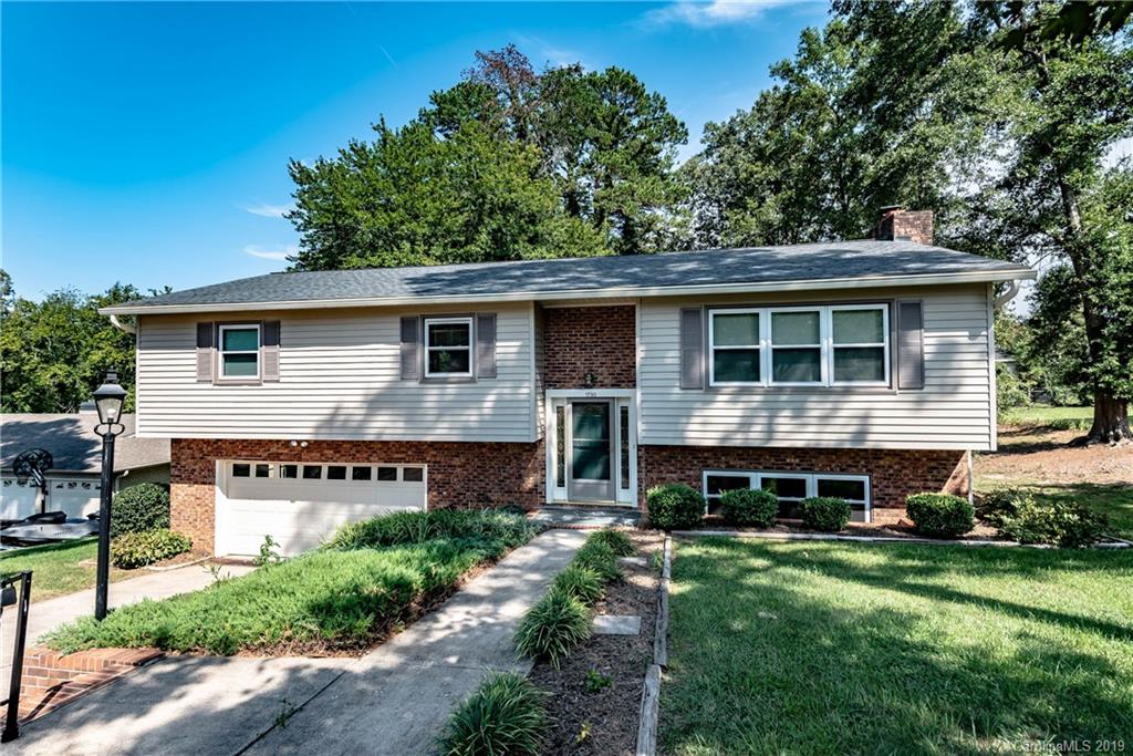 1730 10th Street Court Nw Hickory NC 28601