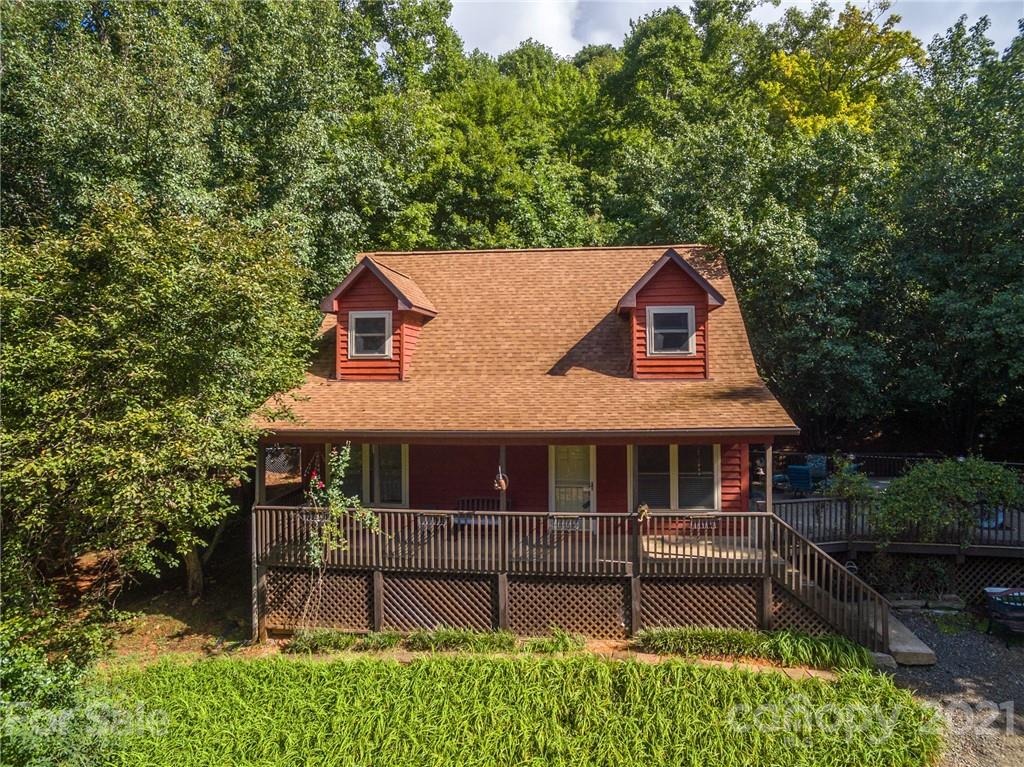 31 Bear Trail Fairview NC 28730