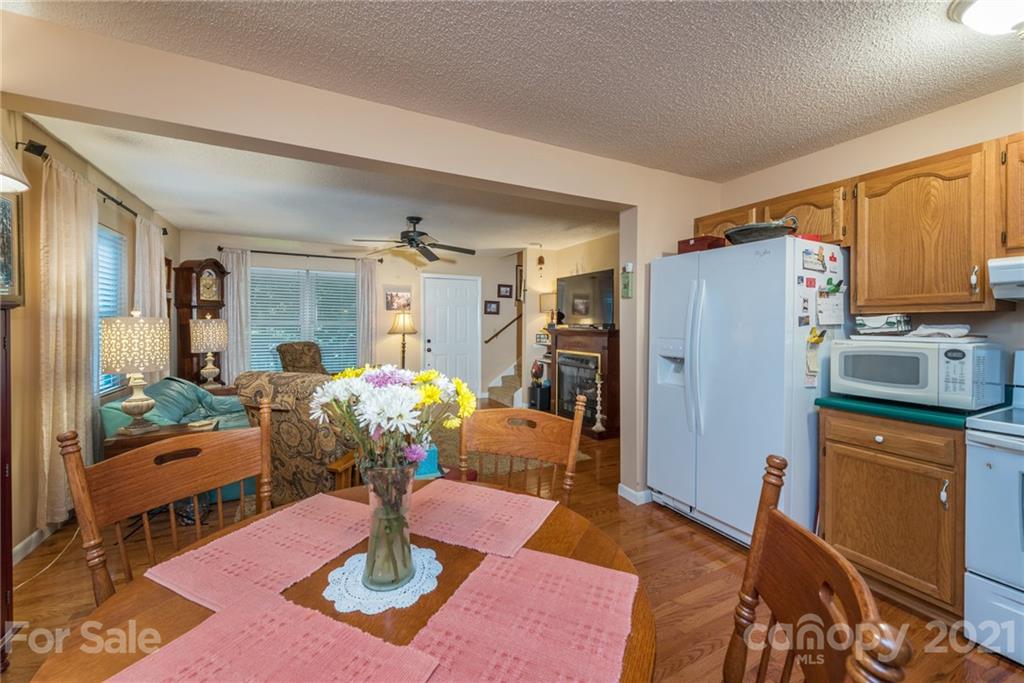 31 Bear Trail Fairview NC 28730