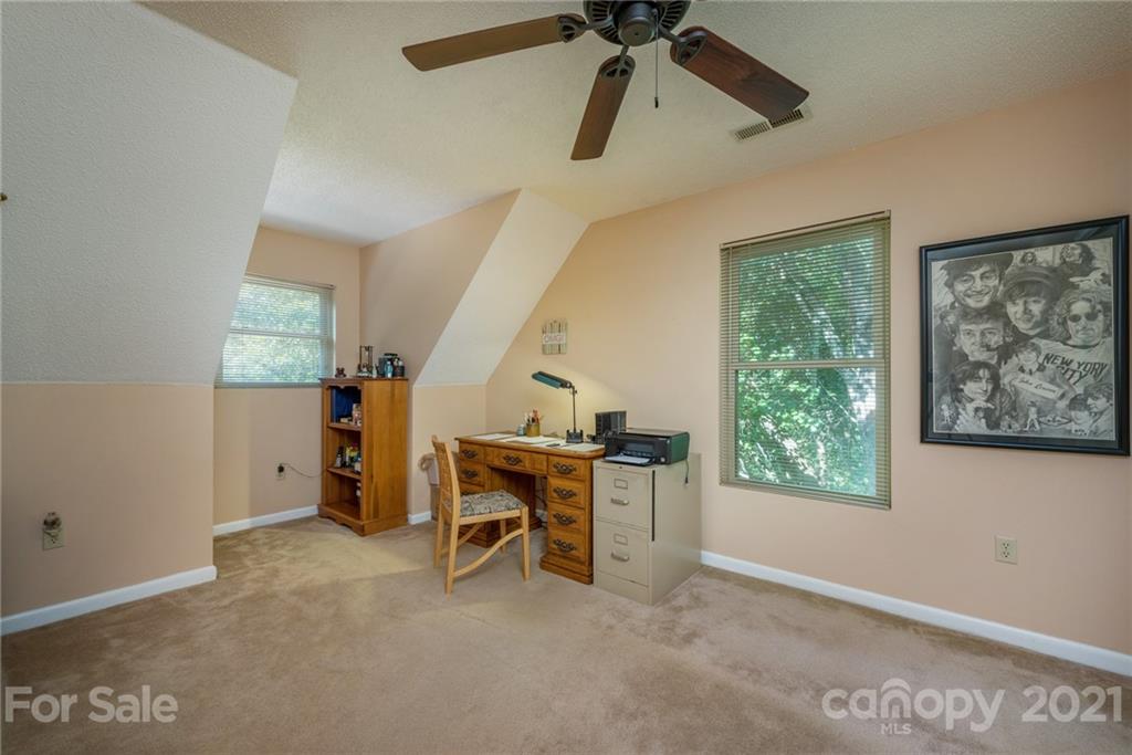 31 Bear Trail Fairview NC 28730