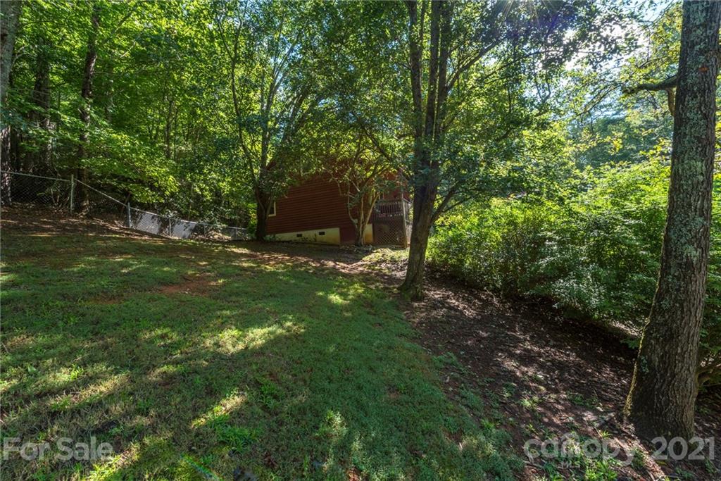 31 Bear Trail Fairview NC 28730