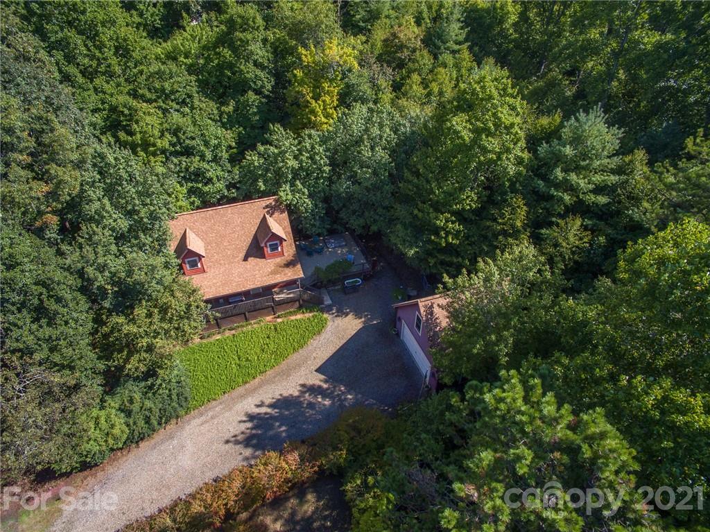 31 Bear Trail Fairview NC 28730