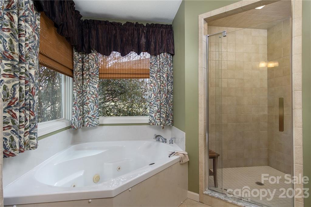 82 Alpine Way Weaverville NC 28787