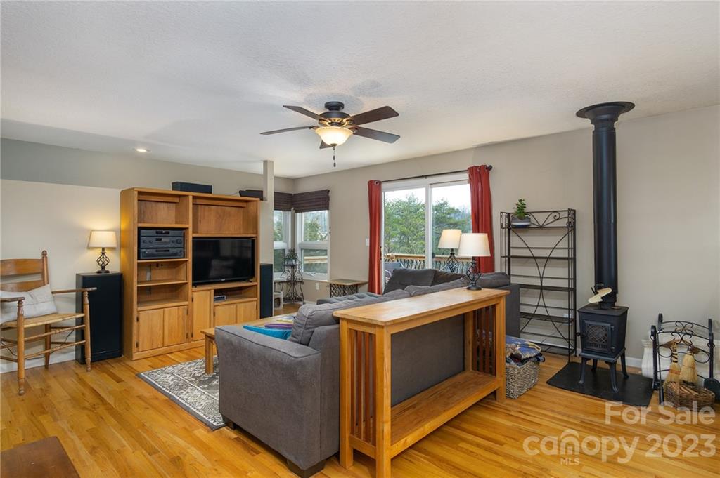 82 Alpine Way Weaverville NC 28787