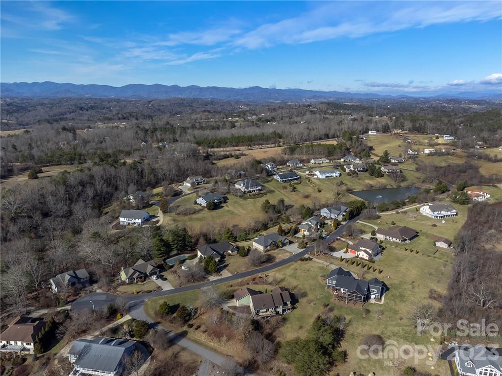 82 Alpine Way Weaverville NC 28787