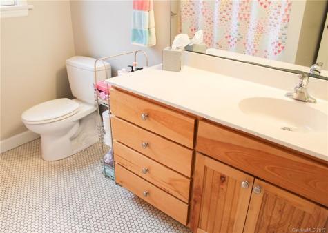 37 Melbourne Place Asheville NC 28801