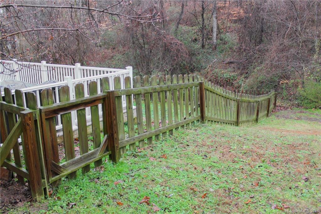 37 Melbourne Place Asheville NC 28801