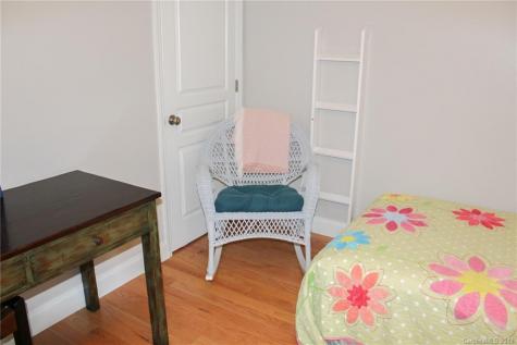 37 Melbourne Place Asheville NC 28801