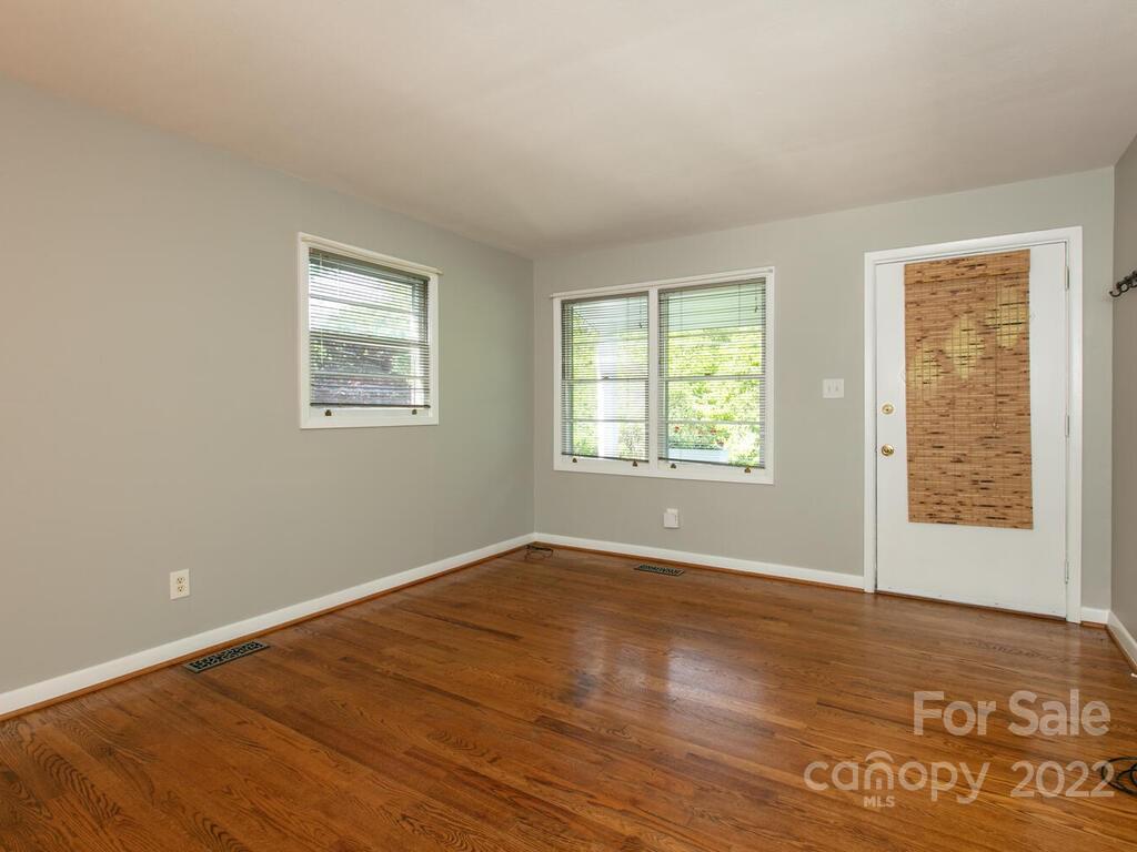 6 Talmadge Street Asheville NC 28806