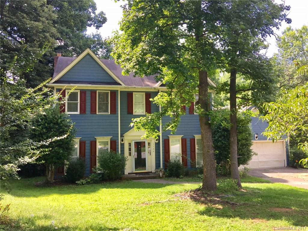 1104 Long Paw Lane Charlotte NC 28214