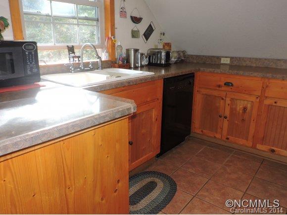 978 Dam Road Burnsville NC 28714