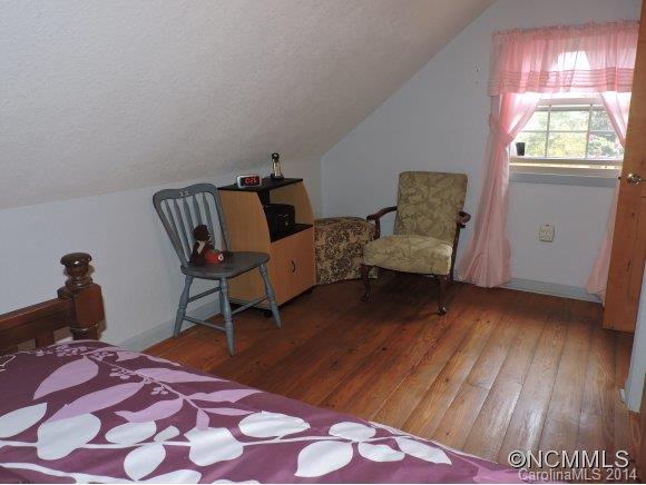 978 Dam Road Burnsville NC 28714