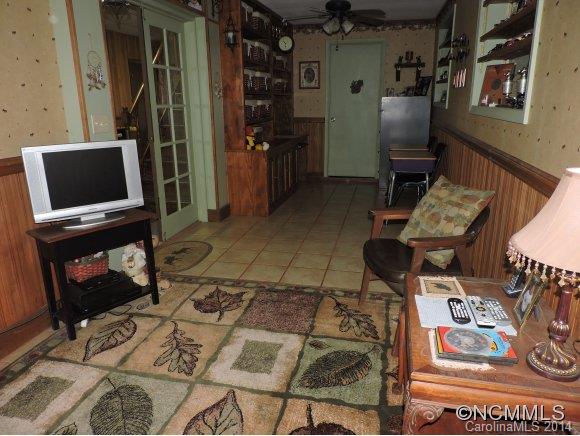 978 Dam Road Burnsville NC 28714