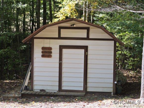 978 Dam Road Burnsville NC 28714