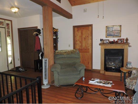 978 Dam Road Burnsville NC 28714