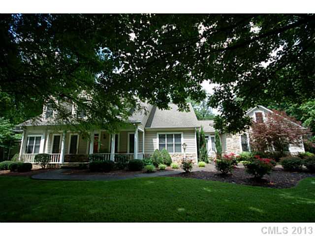 8631 Getalong Road Charlotte NC 28213