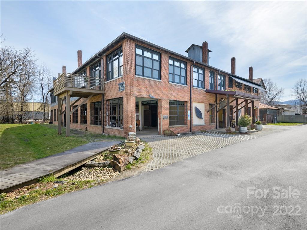 75 Thompson Street Asheville NC 28803
