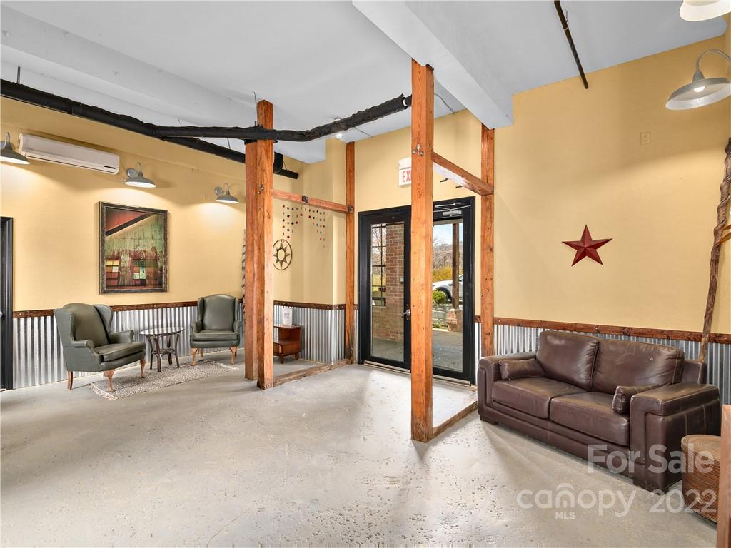 75 Thompson Street Asheville NC 28803