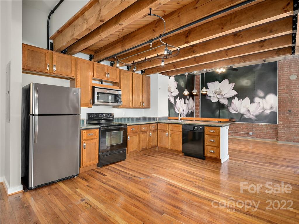 75 Thompson Street Asheville NC 28803