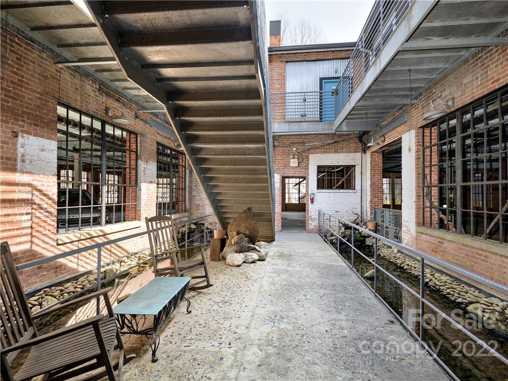 75 Thompson Street Asheville NC 28803