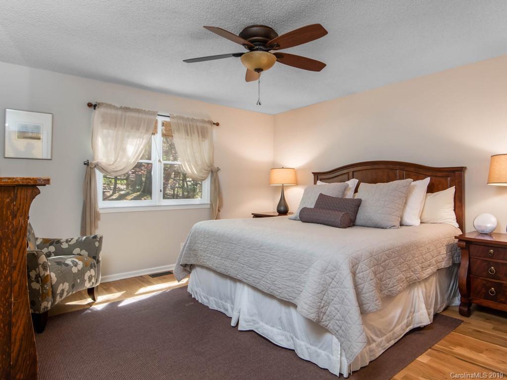 213 Blue Ridge Vista Asheville NC 28805