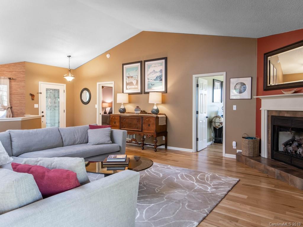 213 Blue Ridge Vista Asheville NC 28805