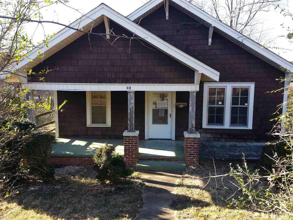 42 13th Street SE Hickory NC 28602