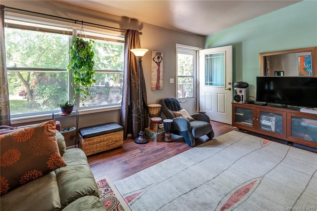 19 Hudson Street Asheville NC 28806
