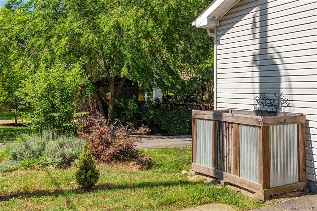 19 Hudson Street Asheville NC 28806