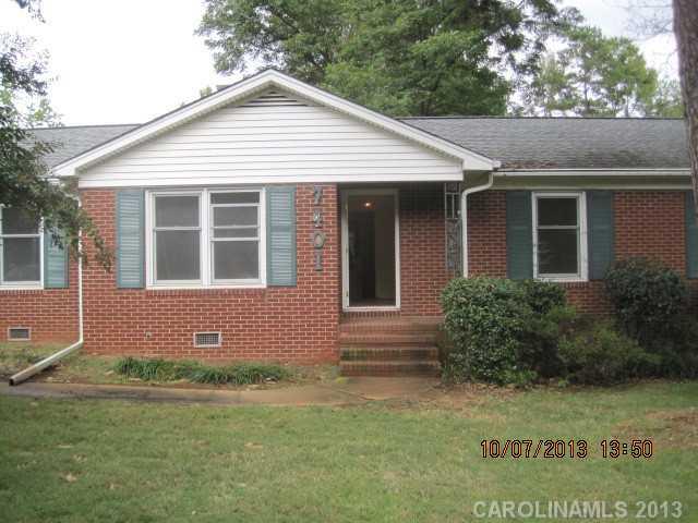 7401 Lawyers Road Charlotte NC 28227