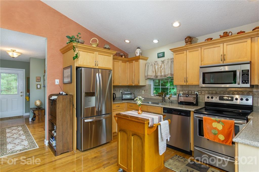 31 Cumbres Drive Candler NC 28715