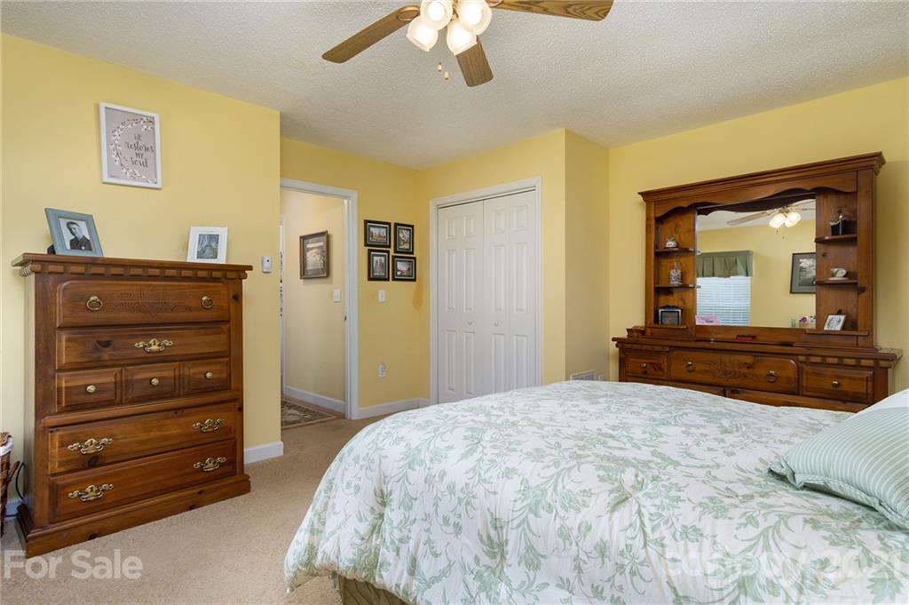 31 Cumbres Drive Candler NC 28715