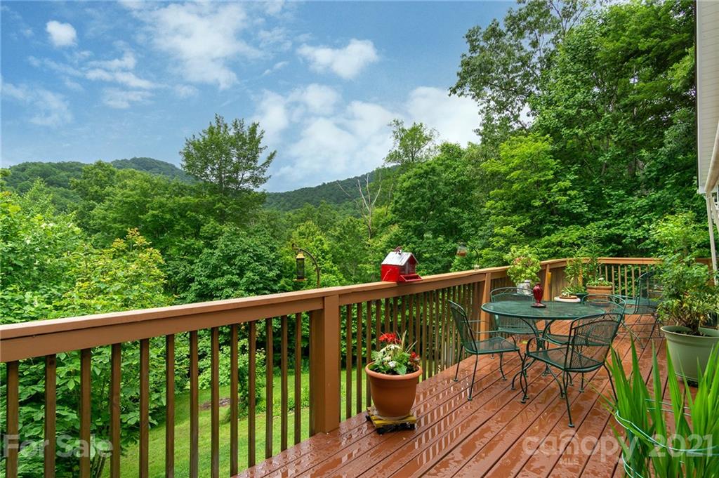 31 Cumbres Drive Candler NC 28715